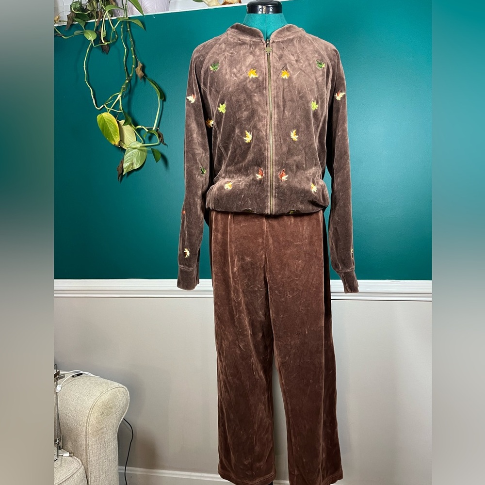 Vintage Quaker factory Brown Velour Leaf Embroidered Tracksuit